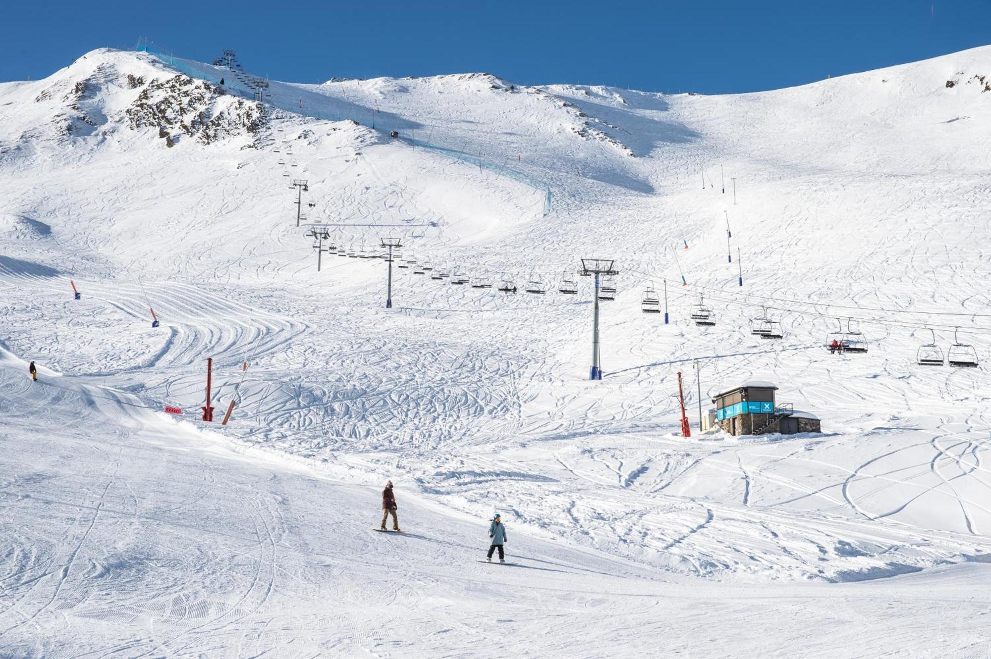 Pierre&Vacances Andorra Sunari Peretol Bordes d'Envalira Exterior foto